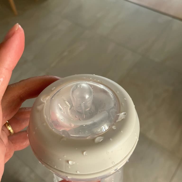 Chicco 6+ Biberonda Büyük Hayal Kırıklığı: Emzik Sorunu Ve Sızıntı