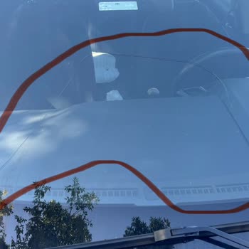 Cam Çatlağına Sompo Sigorta'nın İlgisiz Yaklaşımı Mağduriyetimi Artırdı