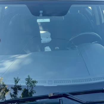 Cam Çatlağına Sompo Sigorta'nın İlgisiz Yaklaşımı Mağduriyetimi Artırdı