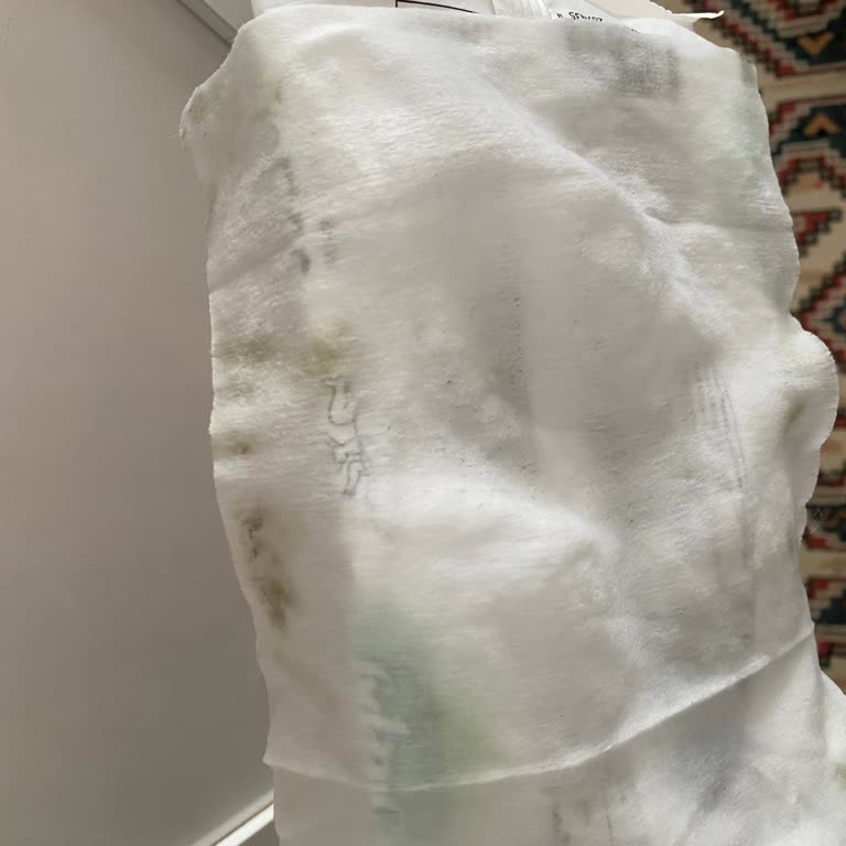 Sleepy Yenidoğan Islak Mendillerde Küfe Benzeri Maddeler Ve Güven Sorunu