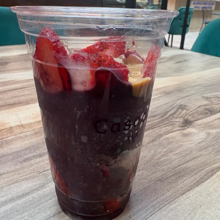 Casaçai Fotoğraftakiyle Alakası Olmayan Porsiyon Ve İlgisiz Hizmet