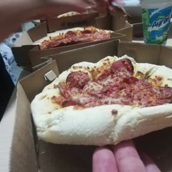 Domino's Pizza'da Pişmemiş Pizza Ve Ücretli Ketçap-Mayonez Sorunu