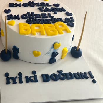 Siparişte Belirtilen İstekler Dikkate Alınmadı, Pasta Görüntüsü Hayal Kırıklığı Yarattı