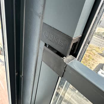Cam Balkon Sorunları Bitmiyor, Yetkililer Çözüm Sunmuyor