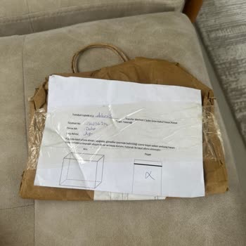 Kargolanan Ürünüm Poşetten Alınıp Kayboldu, Mağduriyetimin Giderilmesini İstiyorum