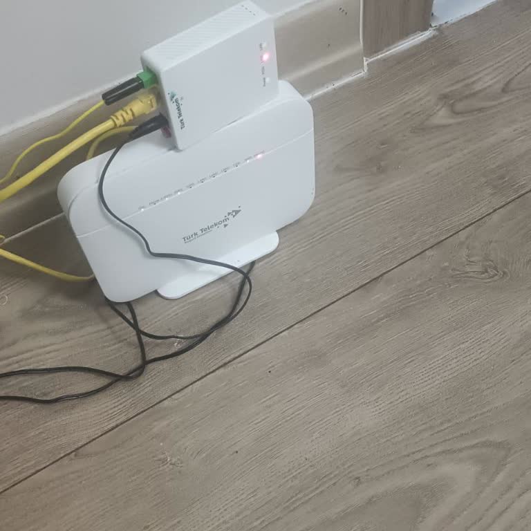 Bir Haftadır Süren İnternet Kesintisine Kalıcı Çözüm Bekliyorum