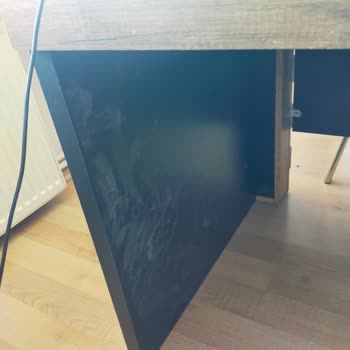 Ofis Temizliğinde Yetersiz Hizmet Ve Dikkatsiz Çalışanlar