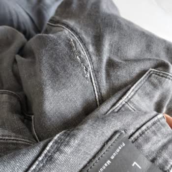 Aldığım Pantolonlar Sürekli Yırtılıyor, Kalite Hayal Kırıklığı