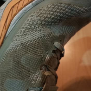 Boynerden Alınan Salamon Ayakkabıda Deformasyon Ve Garanti Reddi Mağduriyeti