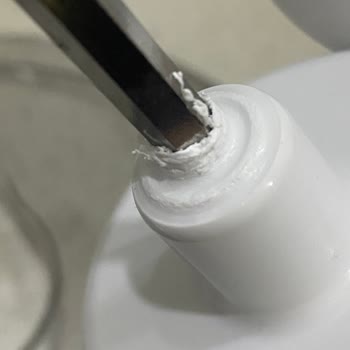 Arızalı Ürün Ve Uzayan İade Süreci Nedeniyle Mağduriyet Yaşıyorum