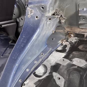 Volkswagen Yetkili Serviste İlgisizlik Ve Hatalı Onarım Mağduriyeti Yaşadım