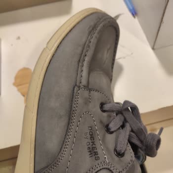 FLO'dan Alınan Dockers Ayakkabıda Hızlı Renk Solması Ve Müşteri Hizmetlerinde Destek Eksikliği