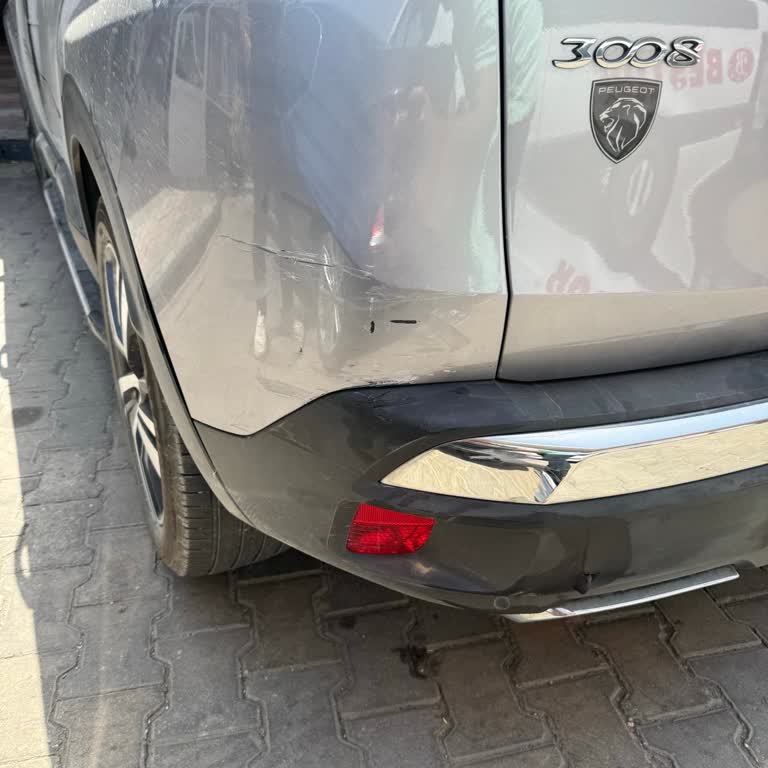 Peugeot Serviste Küçük Hasar İçin 2.5 Ay Bekletilmek Kabul Edilemez