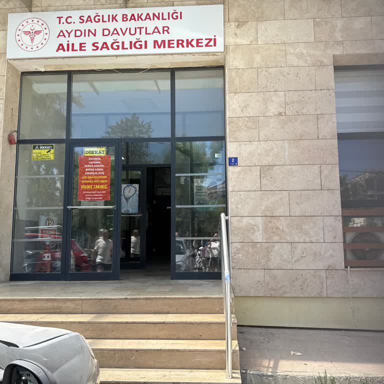 Davutlar Sağlık Ocağı'nda Yaz Aylarında Yetersiz İklimlendirme Ve Bekleme Koşulları