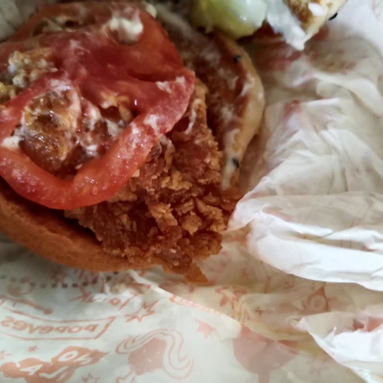 Eksik, Bayat Ve Güvensiz Ürünler: Popeyes Siparişim Hayal Kırıklığı Yarattı