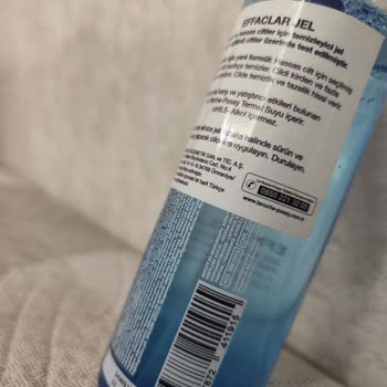 Zweifel an der Echtheit des La Roche Posay Gesichtsreinigungsprodukts wegen Verpackungsunterschieden