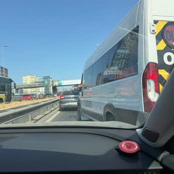 Okul Taşıtı Şoförünün Tehlikeli Hareketi Ve Markanın İlgisizliği Endişe Yarattı