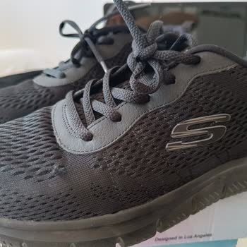 Kısa Sürede Deforme Olan Skechers Ayakkabının İadesini Talep Ediyorum