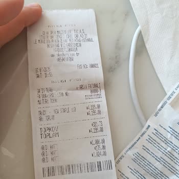 Kısa Sürede Deforme Olan Skechers Ayakkabının İadesini Talep Ediyorum