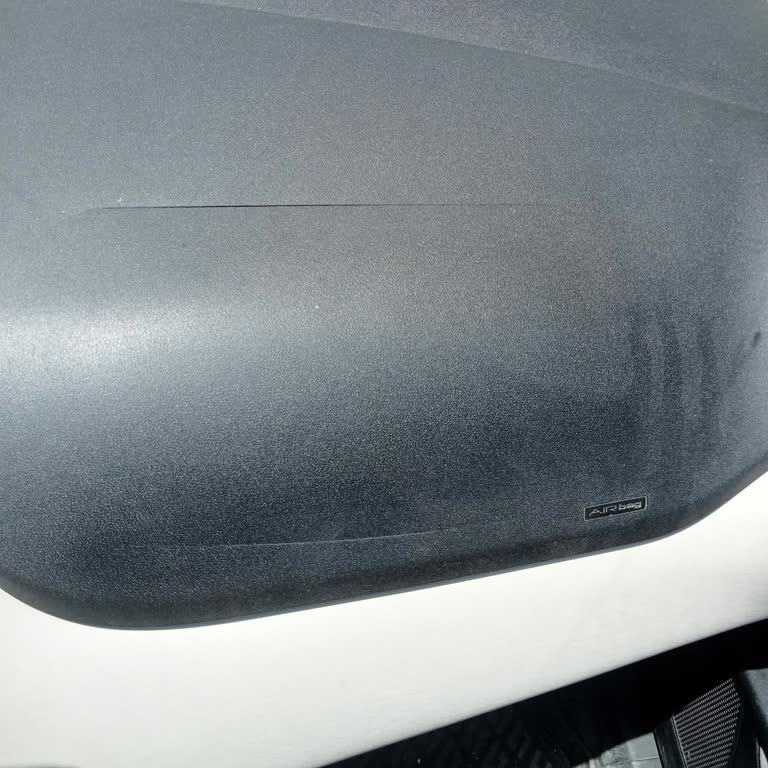 Fiat Linea Airbag Bölgesinde Üretim Kaynaklı Kırılma Sorunu