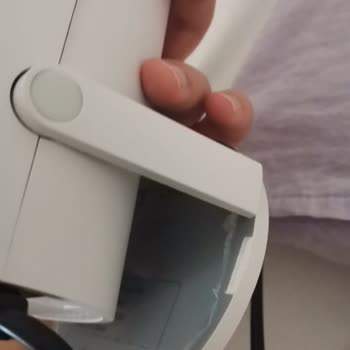 Yeni Alınan Projeksiyon Cihazında Kırılan Parça Ve Yüksek Onarım Ücreti Mağduriyeti