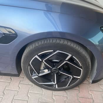 BYD Seal AWD rutscht bei Nässe Continental Reifen bieten kaum Haftung