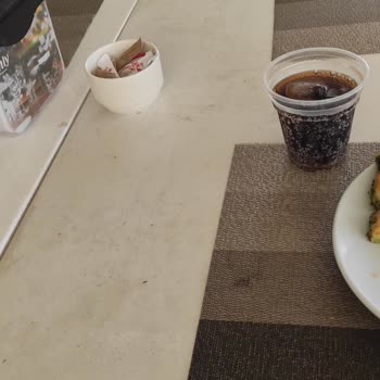 Güzel Plajın Ardında Hayal Kırıklığı: Kötü Temizlik Ve Yetersiz Hizmet Deneyimi