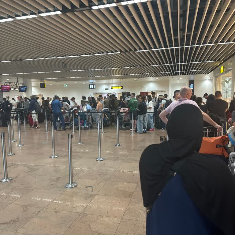 THY'nin Brüksel Havalimanı'nda Uzayan Check-in Çilesi