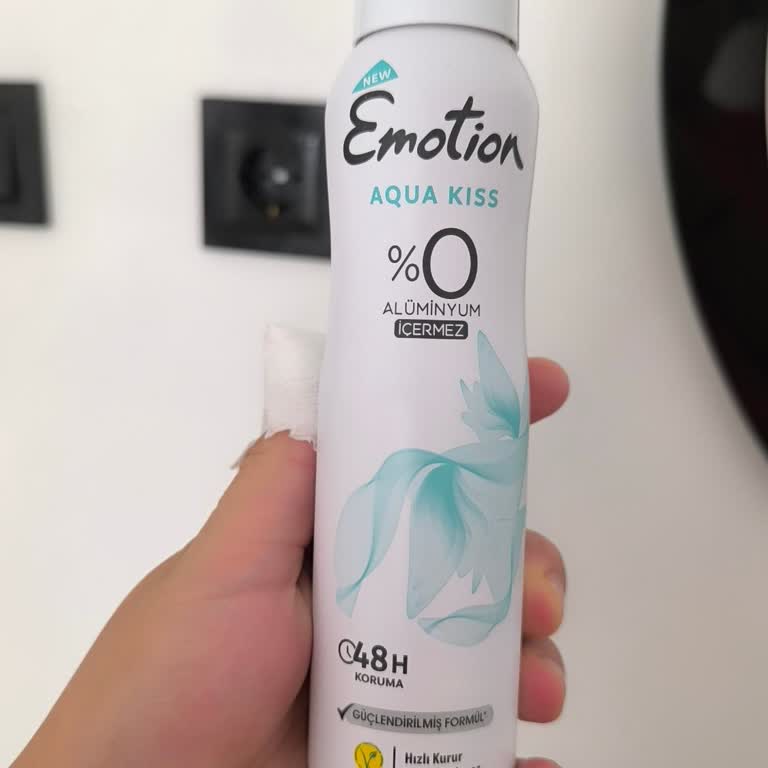 Emotion Yeşil Deodorant Koltuk Altımı Feci Şekilde Yaktı!