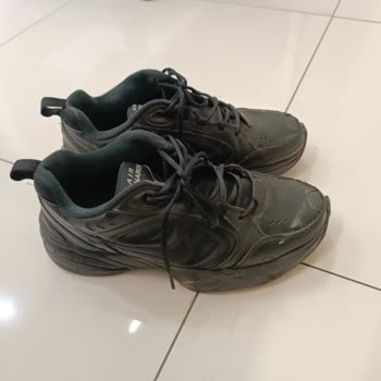 Az Kullanılan Nike Air Monarch Ayakkabının Hızla Deforme Olması Ve Garanti Sorunu