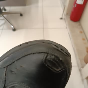 Az Kullanılan Nike Air Monarch Ayakkabının Hızla Deforme Olması Ve Garanti Sorunu