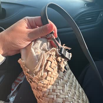 Mango Mağazası Garanti Süresine Rağmen Ürün İncelemesini Reddetti, Mağdur Edildim