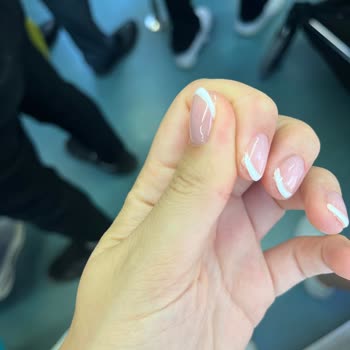 Hayal Kırıklığı Yaratan Kalıcı Oje Ve Manikür Deneyimi