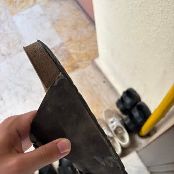 Bir Yılda Dağılan Terlikler Hayal Kırıklığı Yarattı