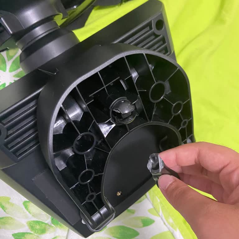 Rampage Pace V987 Direksiyonun Montaj Anahtarı Kırıldı, Garanti Durumu Belirsiz