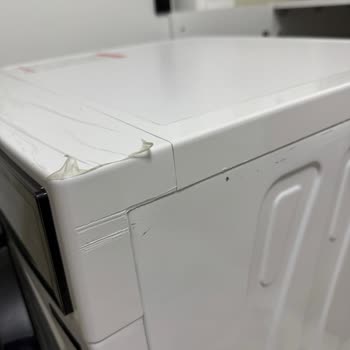 Yeni Alınan Çamaşır Makinesi Aşırı Sesli Çalışıyor Ve Yerinde Durmuyor