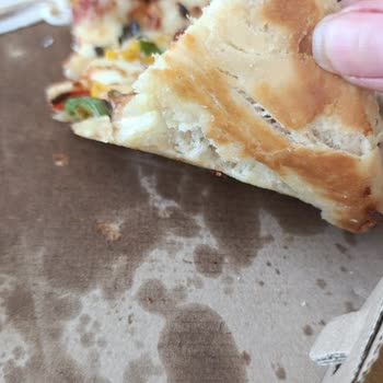 Yanmış Ve Yenmeyen Pizza Sonrası İlgisiz Müşteri Hizmetleri Deneyimi