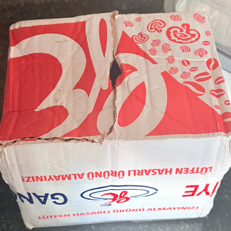 Yurtiçi Kargo Kargom Yırtık Teslim Edildi, Güvenim Sarsıldı