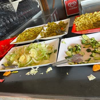 Tatilbudur Ve Grand Cortez Otel'de Hijyen Skandalı: Mağduriyet Ve Ek Masraf