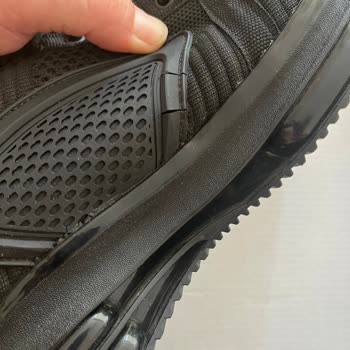 İlk Kullanımda Çatlayan Ayakkabı Ve İade Sorunu