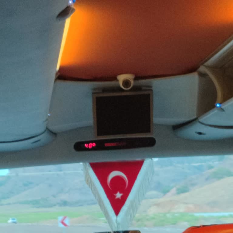 Otobüste Klima Çalışmıyor, Muavin Davranışları Rahatsız Edici