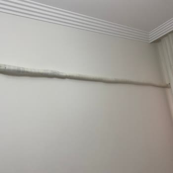 LG Klima Montajında Kötü İşçilik Ve Evde Hasar Oluştu