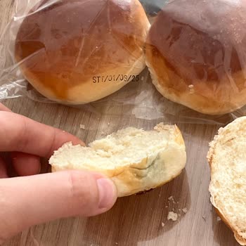 Son Kullanma Tarihi Geçmemiş Ekmek Bir Günde Küflendi, Sağlık Riski Oluştu