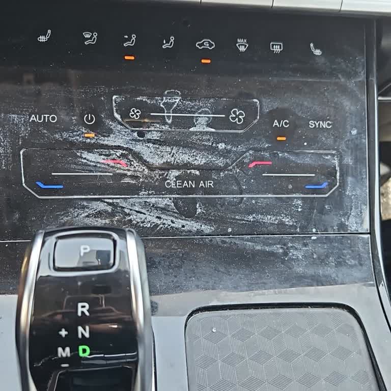 Cherry Tiggo 7 Klima Paneli Sıcakta Eriyip Beyazlaştı Üretim Hatası Mağduriyeti