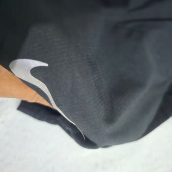 Nike Taytlı Şortta Kısa Sürede Logo Deformasyonu Ve İade Talebi