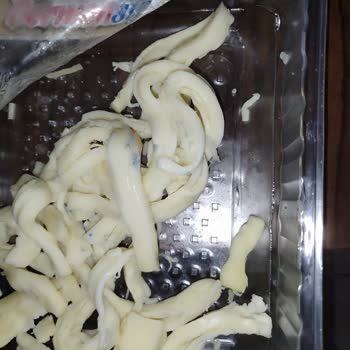 Yeni Tarihli Peynirde Küf Şoku