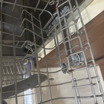 Bulaşık Makinesi Sepetlerinde Erken Paslanma Ve Yetersiz Servis Desteği