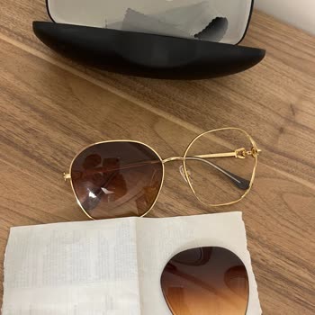 Aynı Yerden Sürekli Camı Düşen Gözlük Ve Sağlık Sorunu