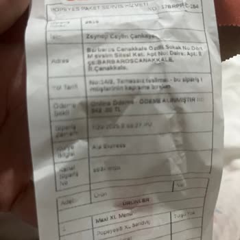 Popeyes'tan Gelen Menüde Bozulmuş Ve Kötü Kokulu Ürün Şoku