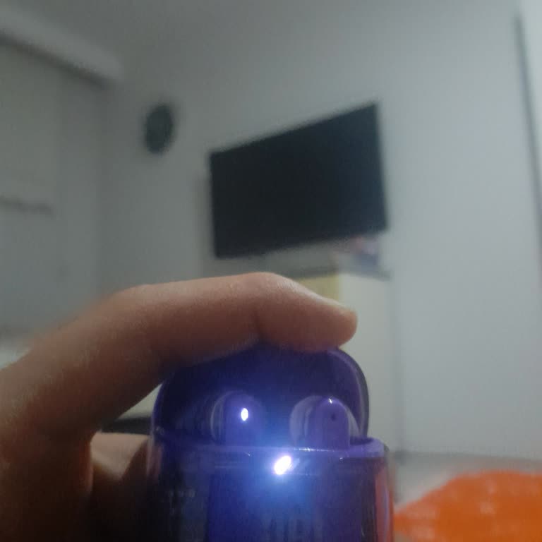 JBL Kulaklıkta Şarj Sorunu Ve Çözüm Talebi